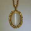 18.3c Cat's-Eye Moonstone